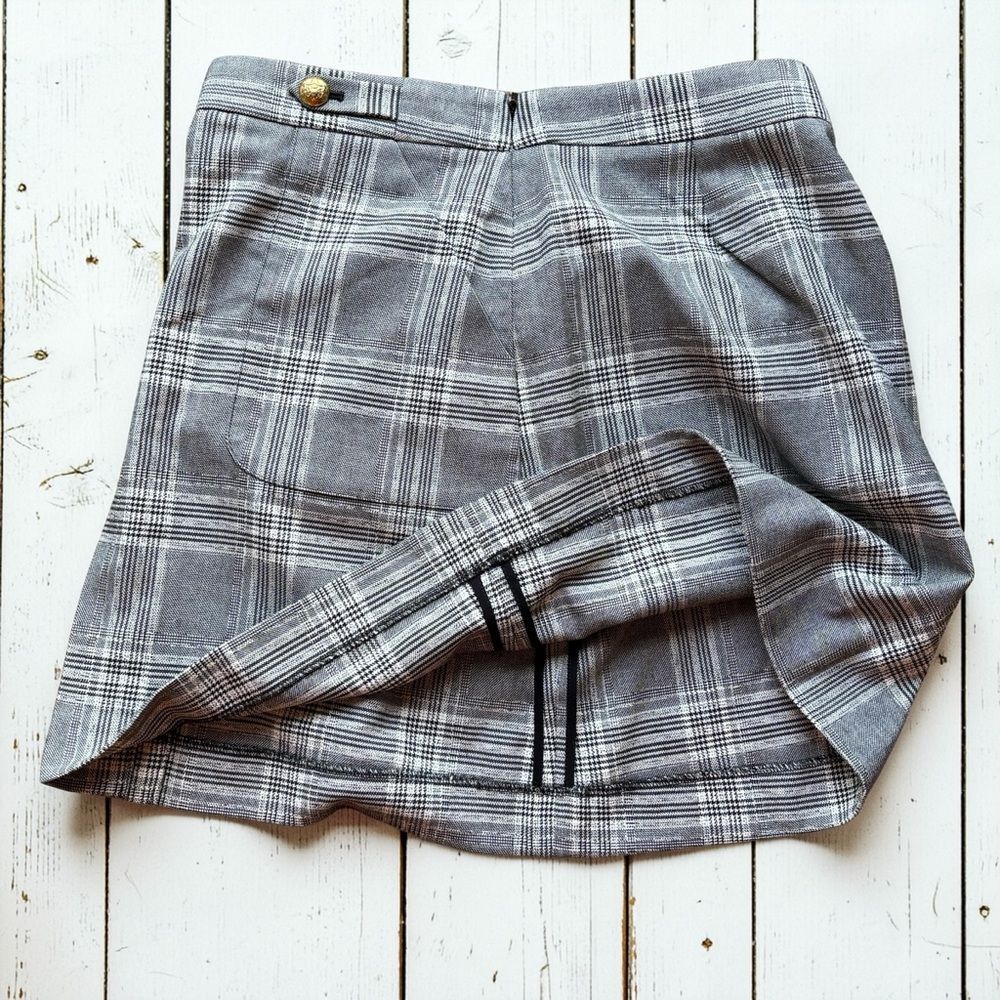 Banana Republic Gray Plaid Mini Skirt – Size 2 - Picture 9 of 10